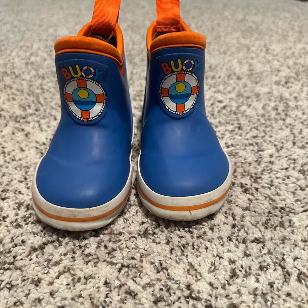 Buoy toddler boots